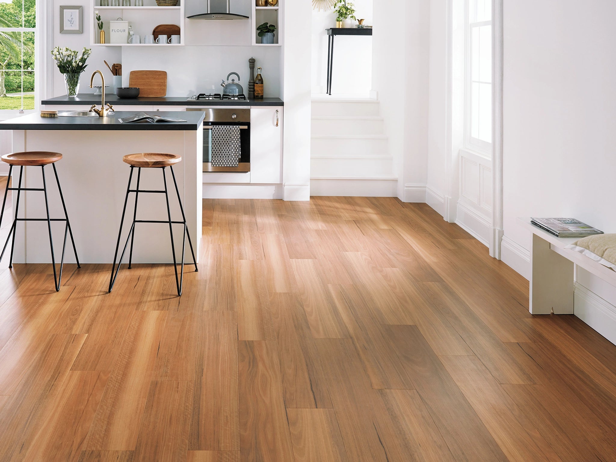 Van Gogh Wood-Carpet Court