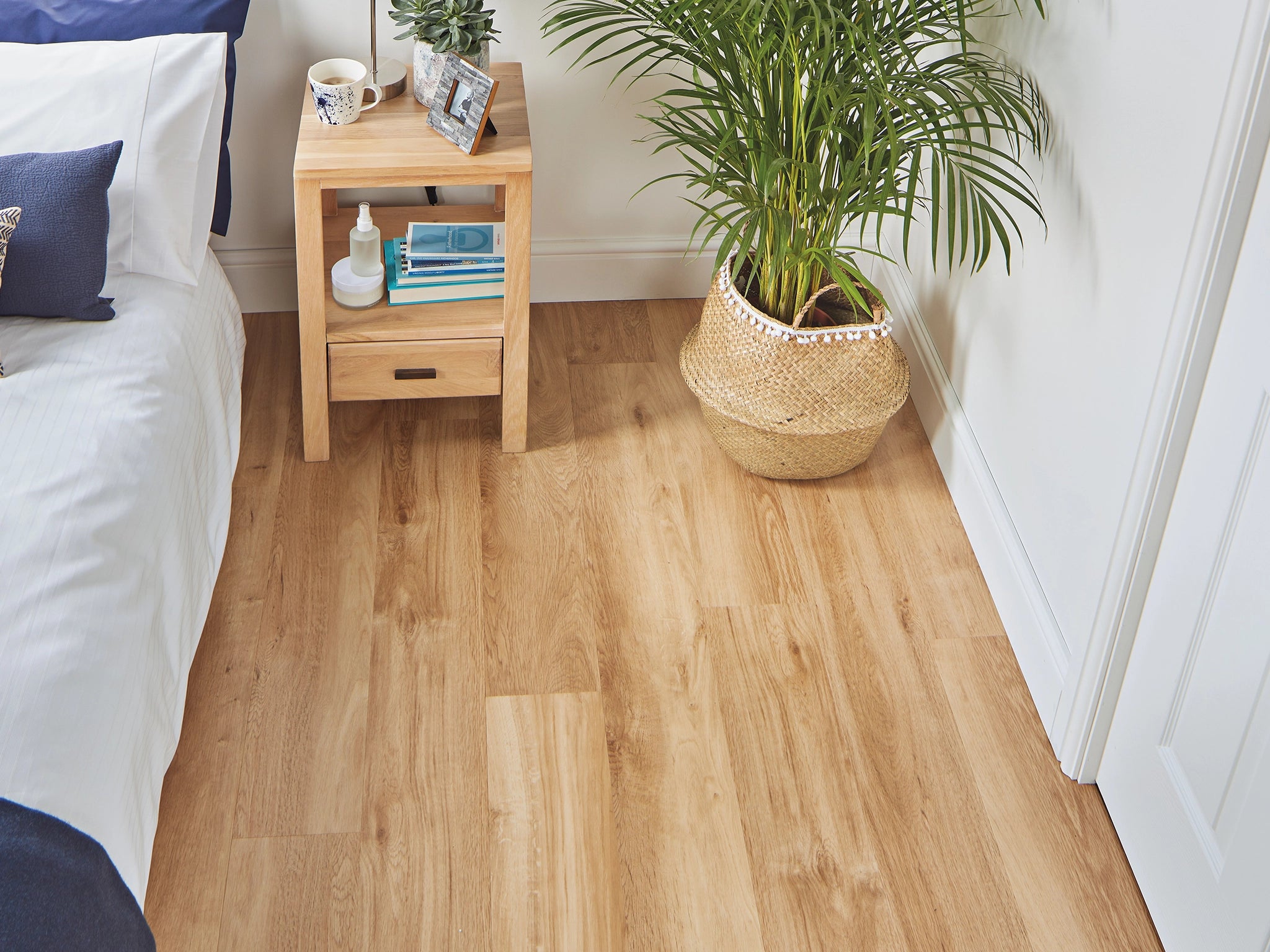 Van Gogh Wood-Carpet Court