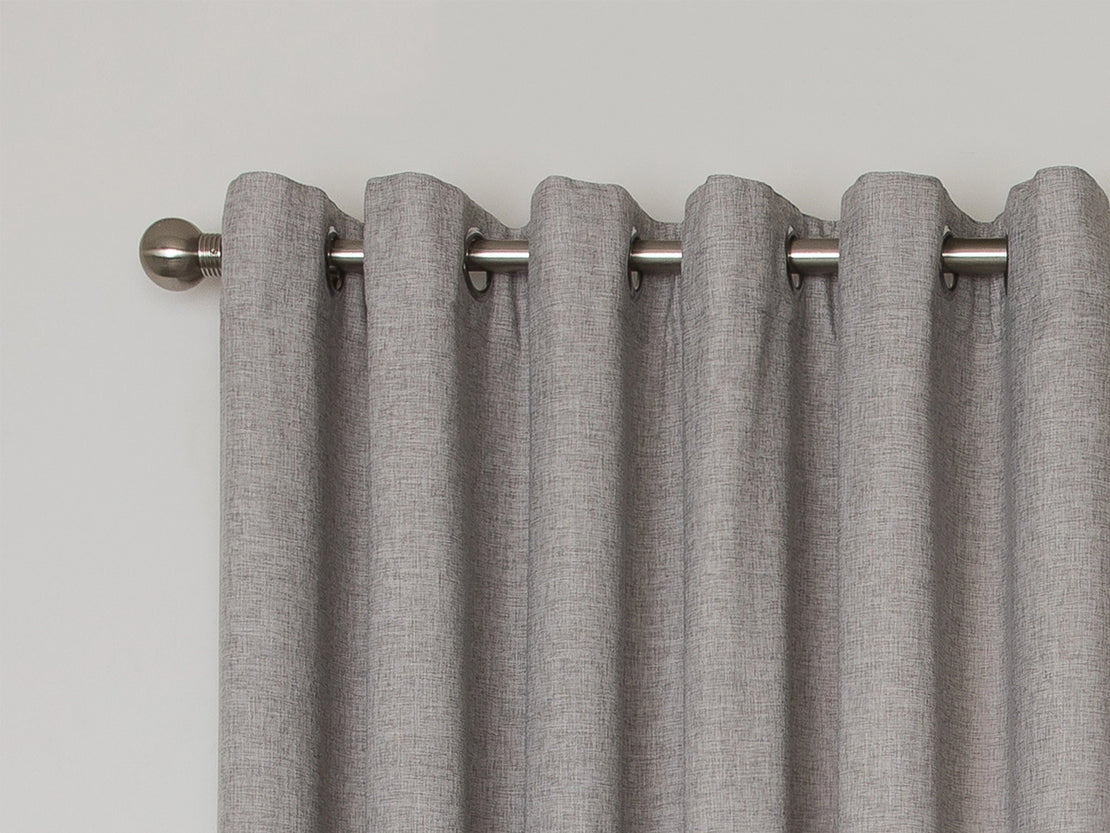 cs-how-to-hang-curtains-1440x1440-1_1d6d9358-2fbd-4b83-81f8-c3fbcbeb48b5-The Interiors Group