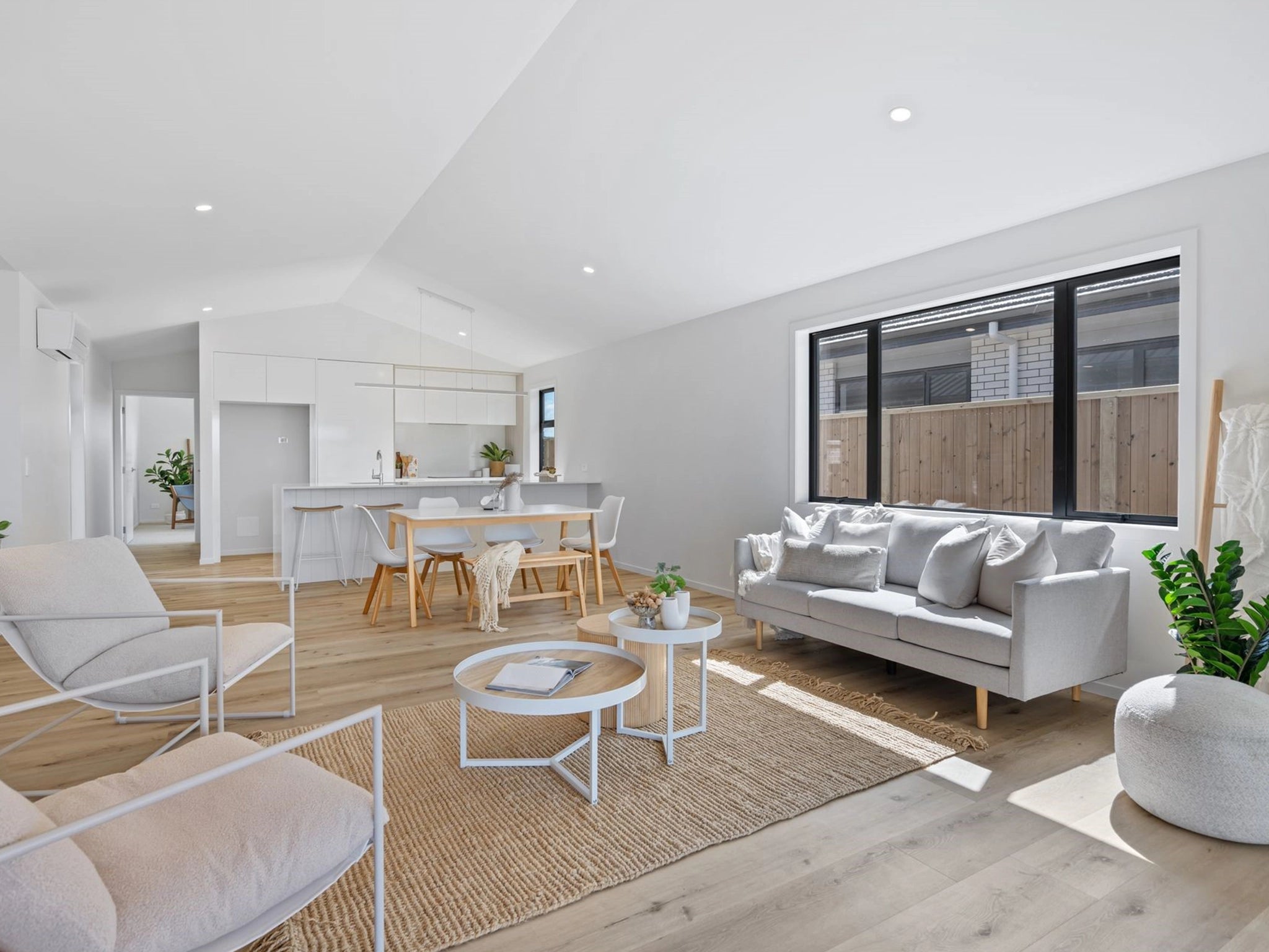 cc-premium-lvt-oak-blanc-lifestyle-2048x1536-1-The Interiors Group