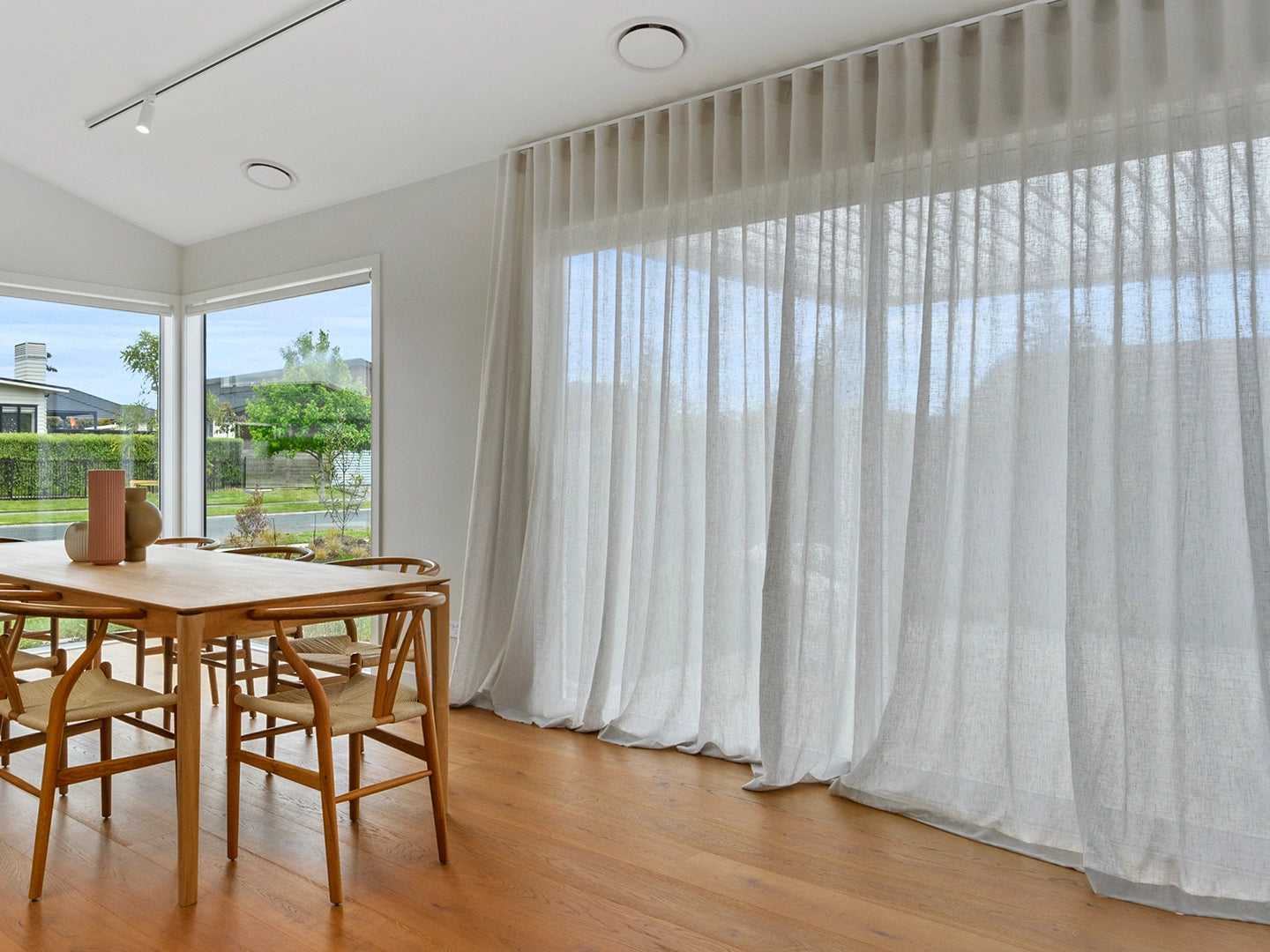 cs-brand-designers-collection-1440x1080-15-The Interiors Group