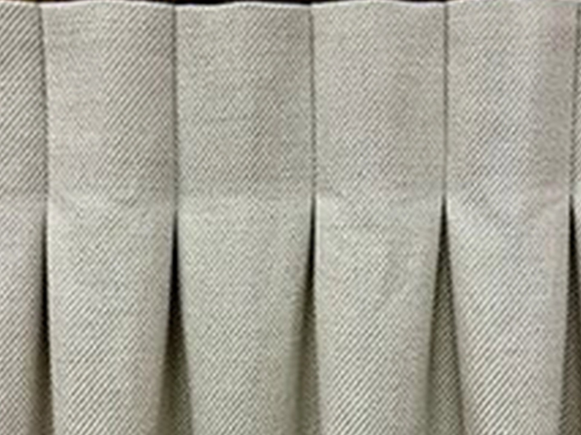cs-guide-curtains-mini-inverted-pleat-The Interiors Group