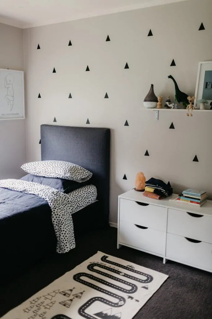 feature-walls-decorative-ideas-683x1024_jpg-The Interiors Group
