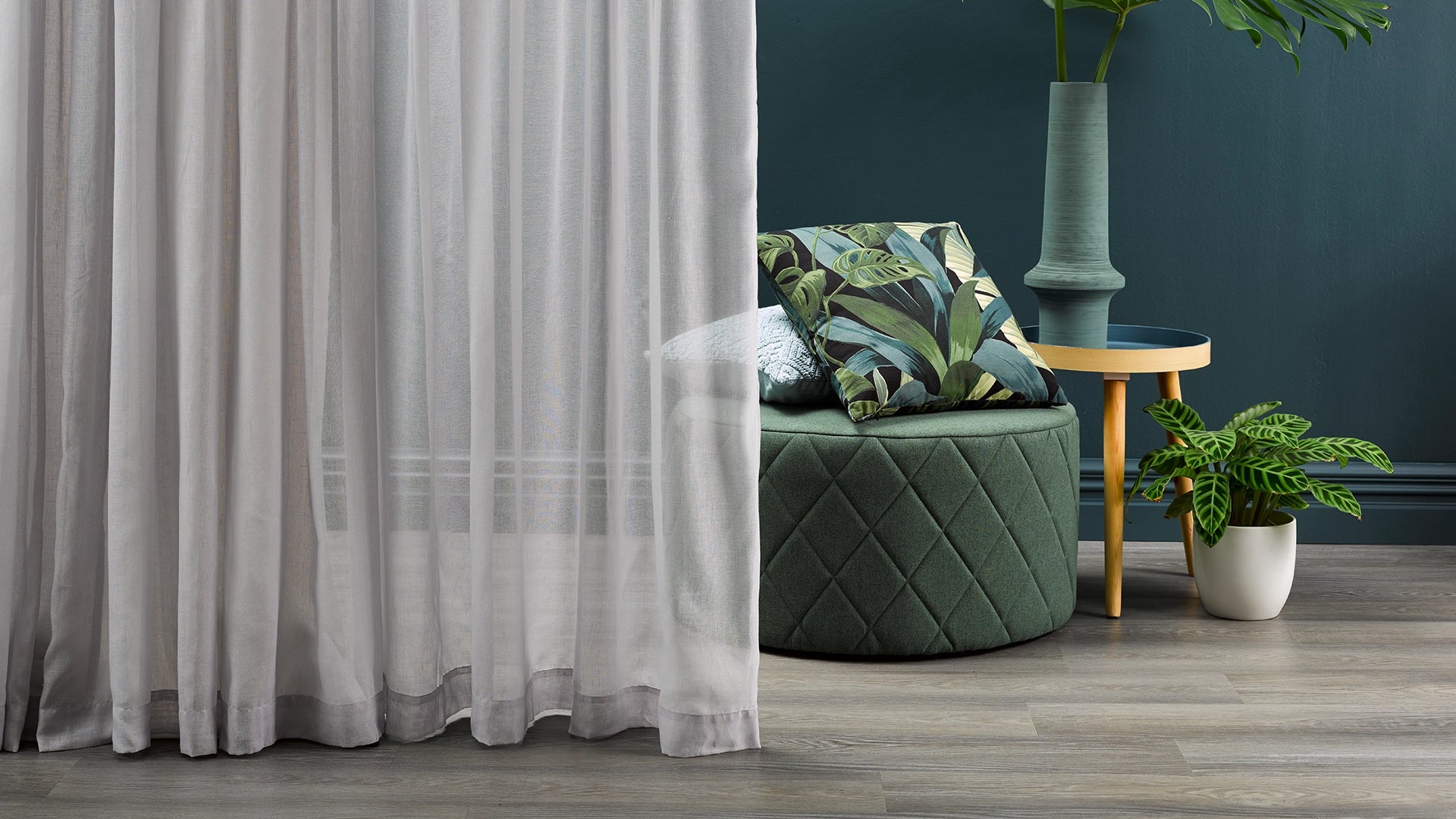 malmo-lvt-lifestyle-1_10b2dfd7-ccb8-46cb-9e88-9d51a8f0e64d-The Interiors Group